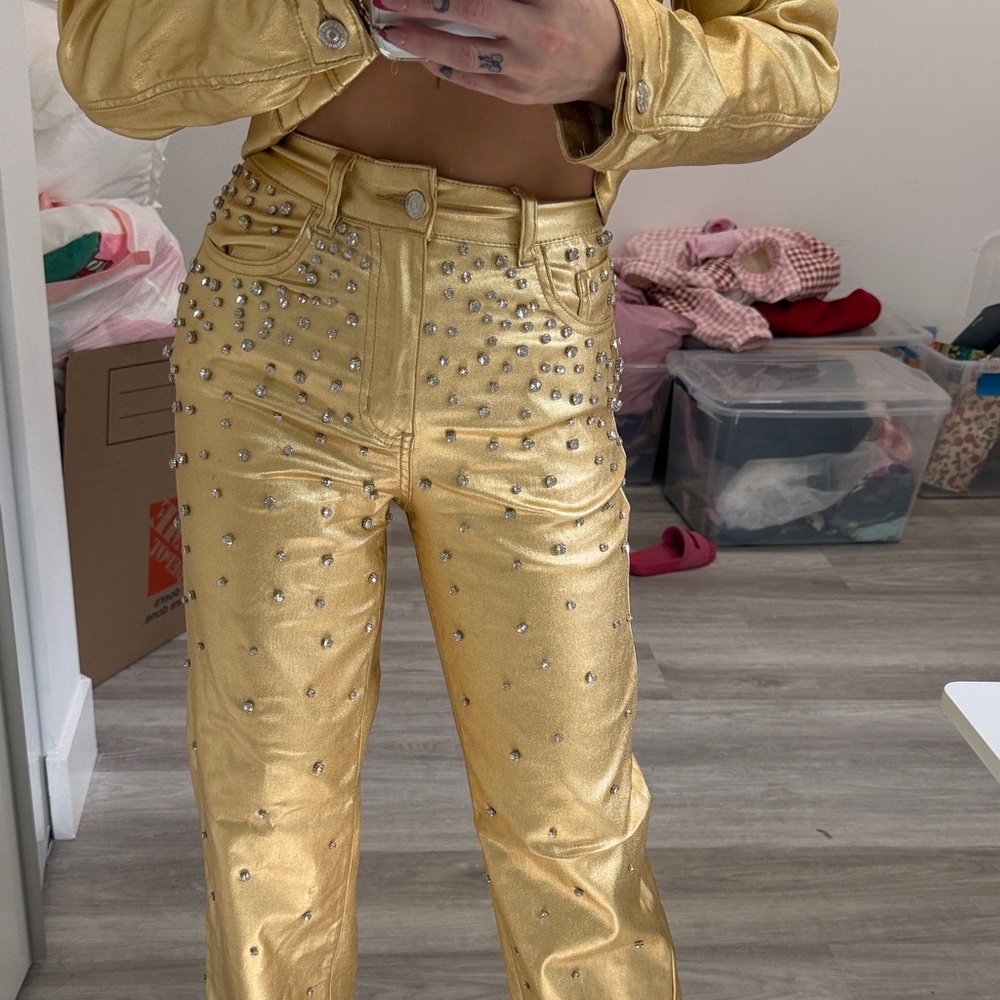 Elegant Gold Women's Pantsuit - Picture 3 of 5